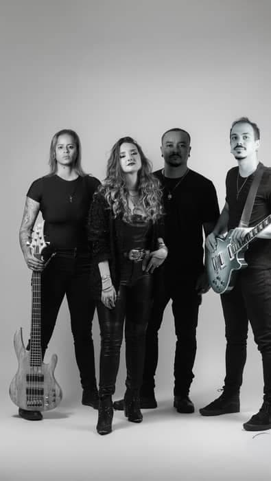 SUPPERNOVA - DANCING QUEEN
Dancing Queen, do ABBA, foi lançada em 1976 e se tor